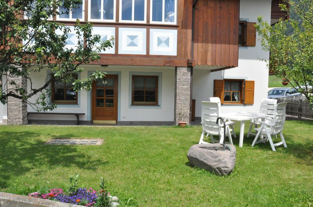 Casa Guido E Laura Apartment Pozza di Fassa Exterior photo